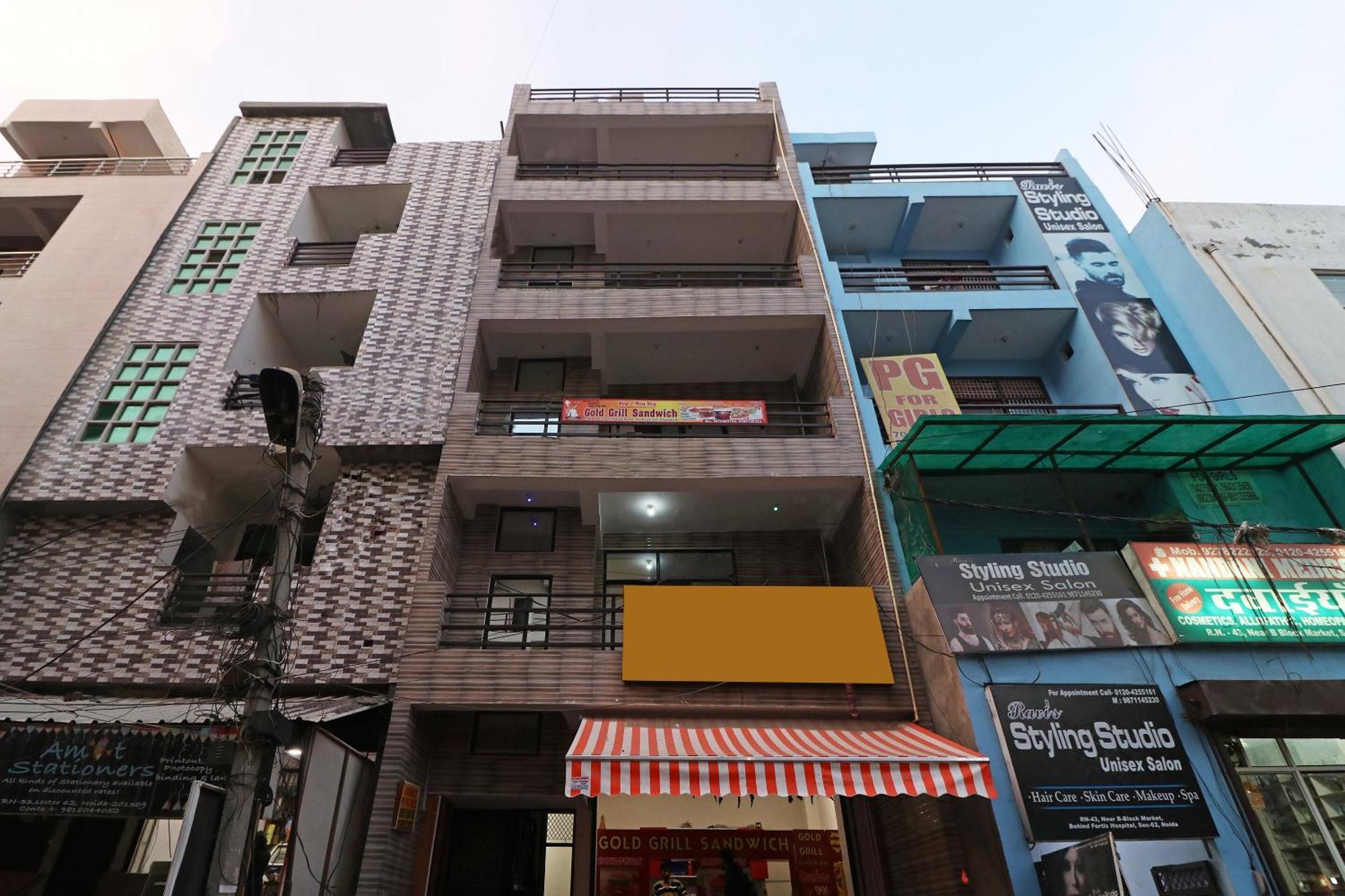 Oyo Triage Home Stay Noida Bagian luar foto